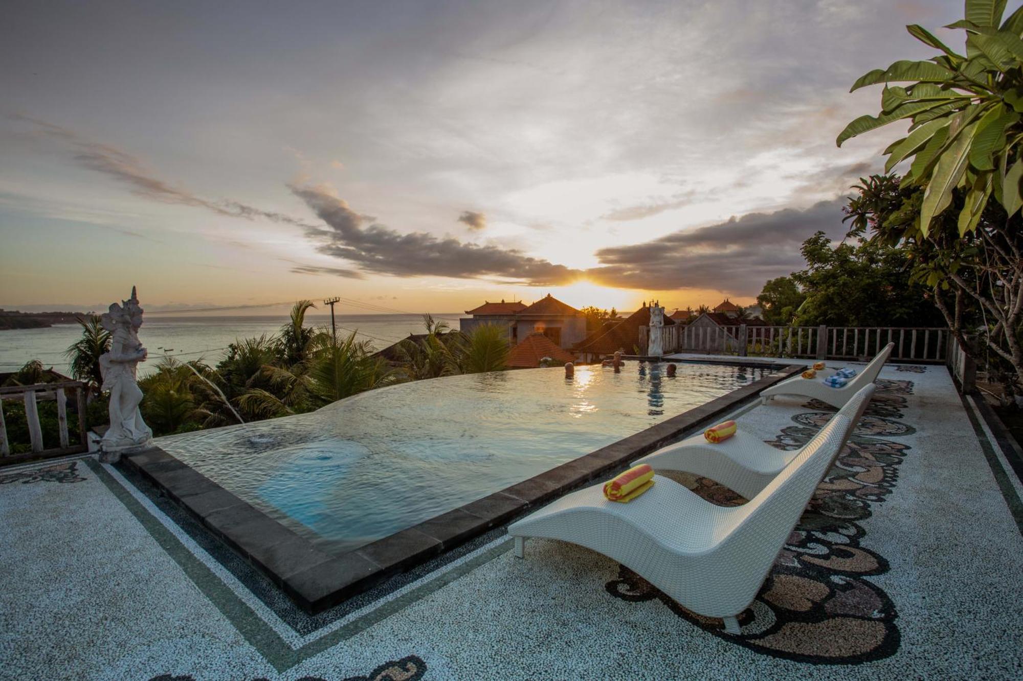 Tawe Ocean Blue Villa Lembongan Екстериор снимка